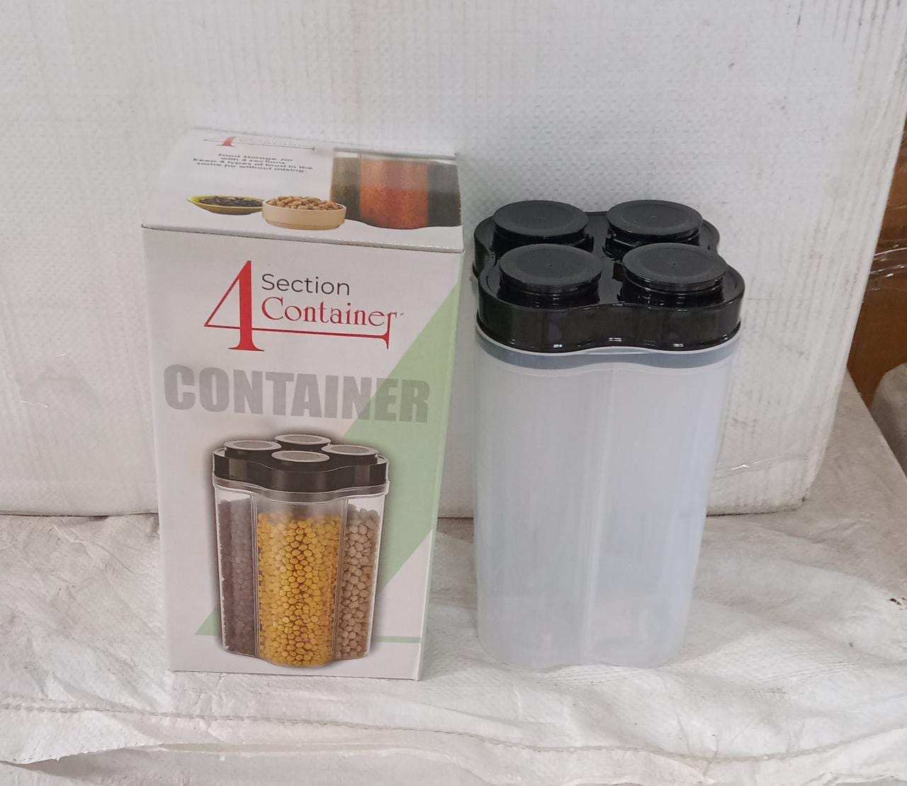 Multi-section lockable food storage jar Multi-section lockable food storage jar